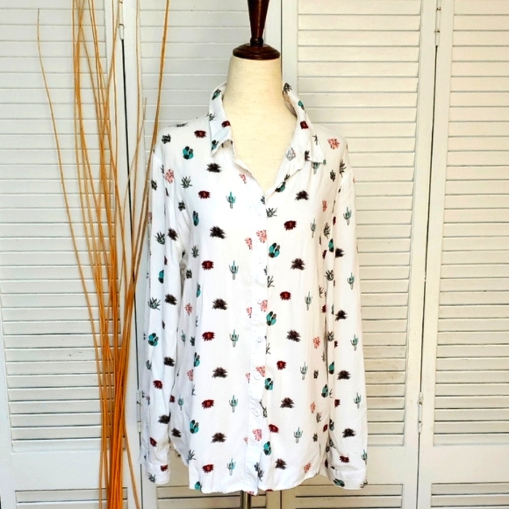 Per Se Western Button Down Shirt with Cactus Print Size L